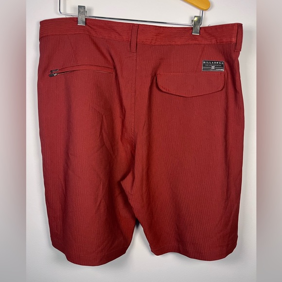 Billabong For Land And Water Board Shorts Size 36 Maroon Red - Picture 4 of 7